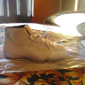 Air Jordan 11 retro North Carolina blue